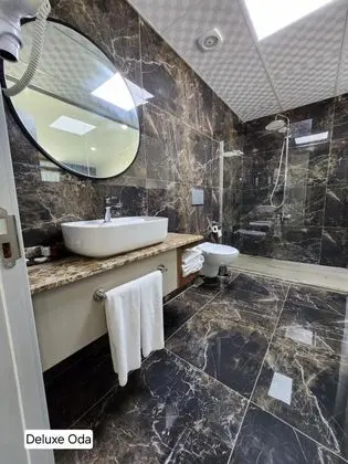 Deluxe Oda, Şehir veya Dağ Manzaralı, Klimalı