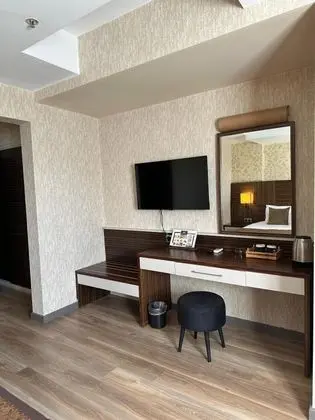 Standart Oda, Şehir Manzaralı