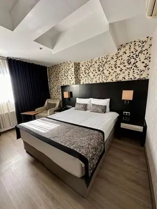 Standart Oda, Şehir Manzaralı
