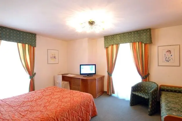 Comfort Büyük Yataklı Tek Kişilik Oda, Dağ Manzaralı