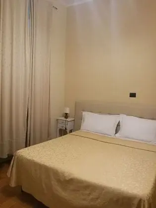 Economy Tek Büyük Yataklı Oda