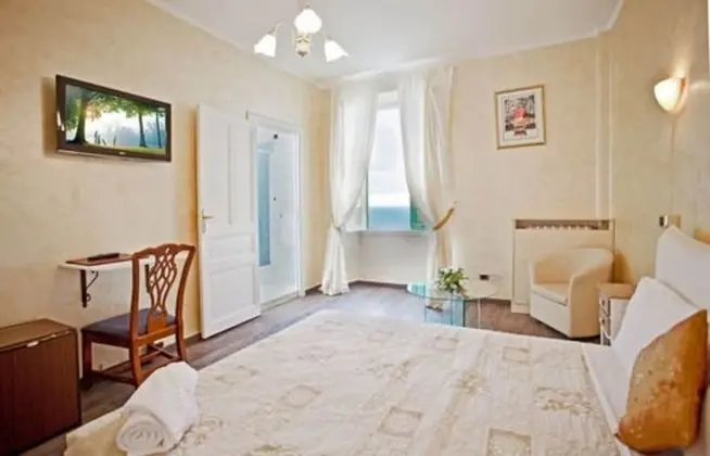 Superior Tek Büyük Yataklı Oda, Deniz Manzaralı