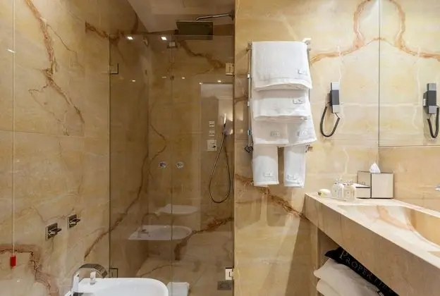 Comfort Oda, 1 En Büyük (King) Boy Yatak