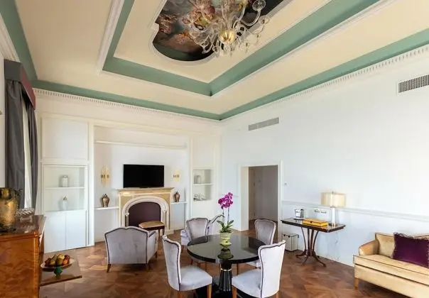 Imperial Suite