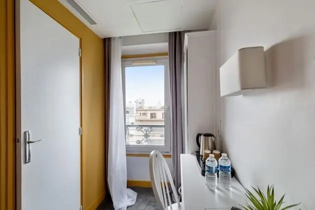 Standard Tek Büyük veya İki Ayrı Yataklı Oda