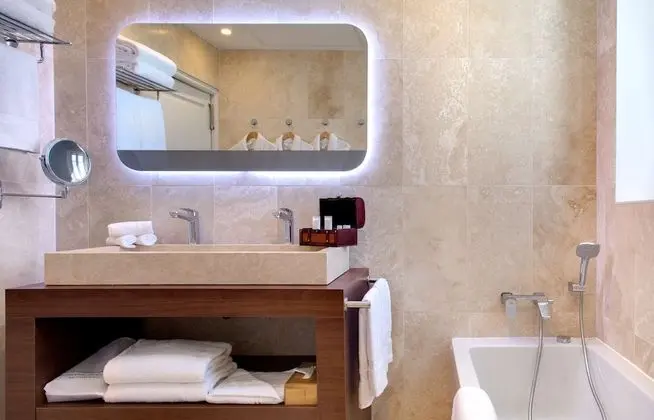 Oda, 1 Çift Kişilik Yatak, Balkon