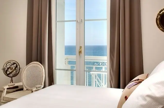 Süit, 1 En Büyük (King) Boy Yatak, Engellilere Uygun (Riviera)