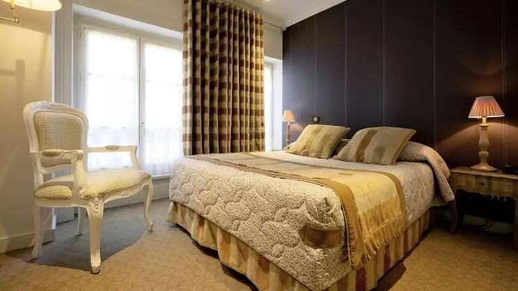 Comfort Tek Büyük Yataklı Oda