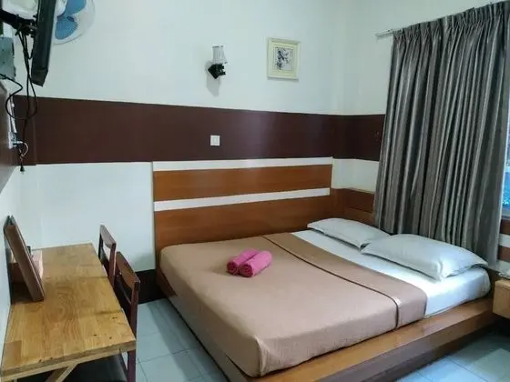 Standard Tek Büyük Yataklı Oda