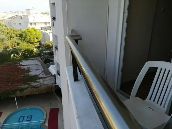 Çift Kişilik, Havuz Manzaralı, Balkonlu