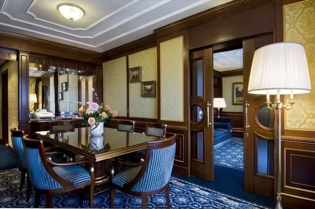 Presidential Süit, Göl Manzaralı