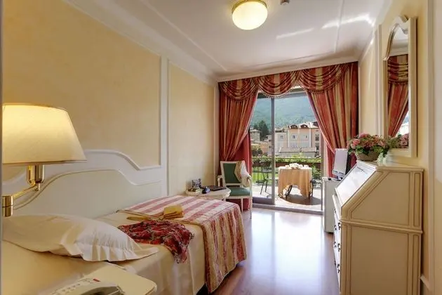 Tek Kişilik Oda, Dağ Yamacı