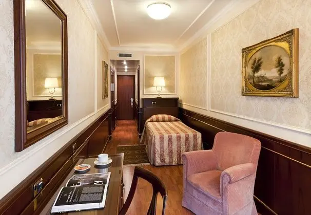 Tek Kişilik Oda, Dağ Yamacı