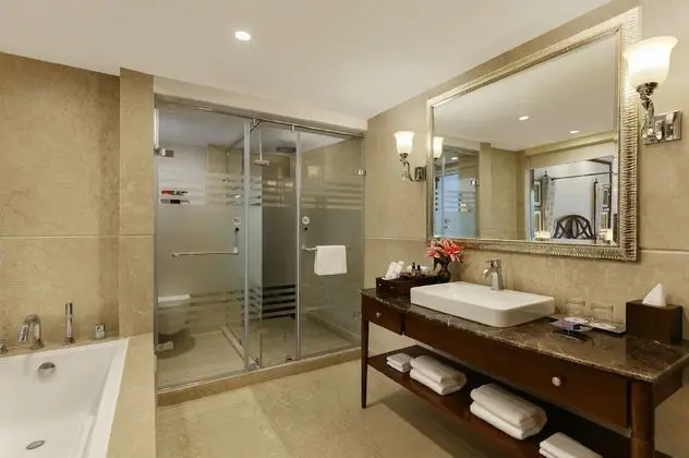 Heritage Suite with Garden View