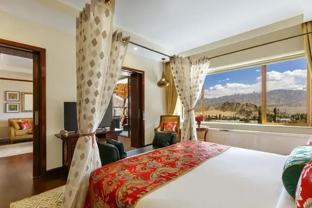 Premier Heritage Room