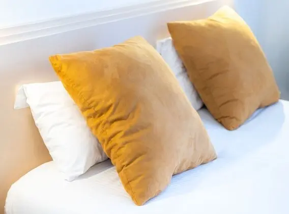 Classic Tek Büyük Yataklı Oda