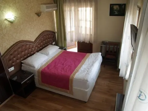 Tek Kişilik, Şehir Manzaralı