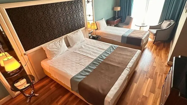 Family Üç Kişilik Oda