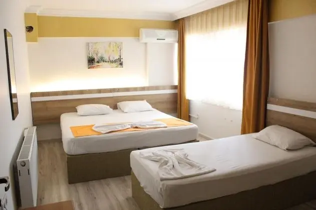 Triple, Şehir Manzaralı