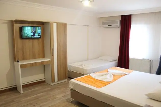 Triple, Şehir Manzaralı