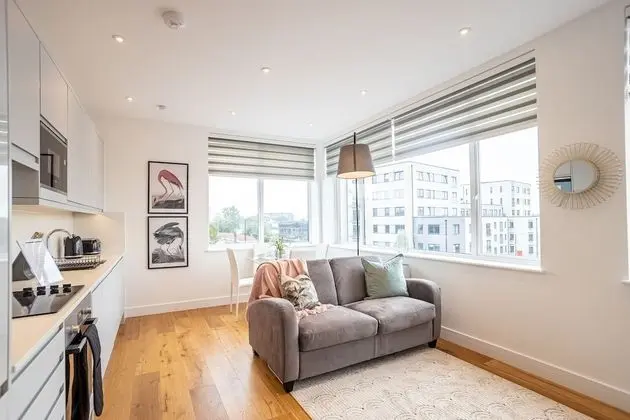 Superior Apart Daire, 2 Yatak Odası, 2 Banyolu, Şehir Manzaralı
