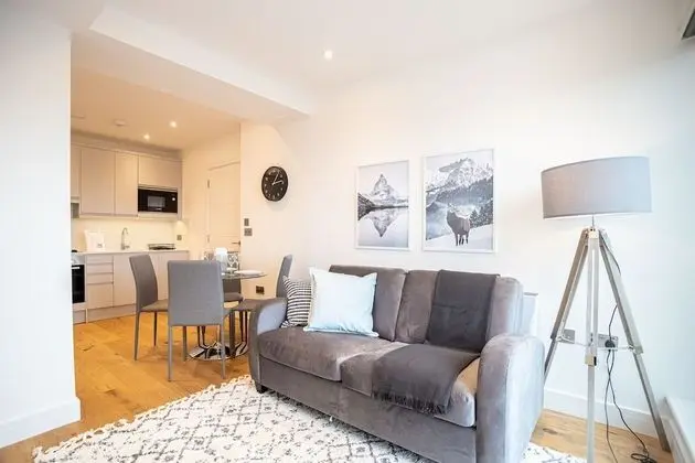Superior Apart Daire, 2 Yatak Odası, 2 Banyolu, Şehir Manzaralı