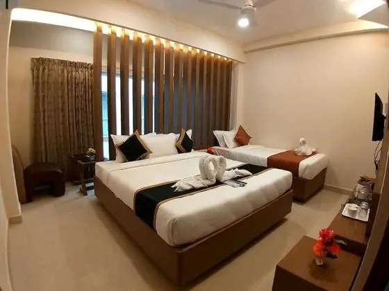 Luxury Üç Kişilik Oda, Şehir Manzaralı