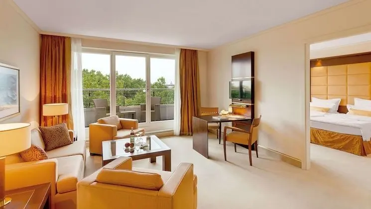 Çatı Katı Süiti (Penthouse)