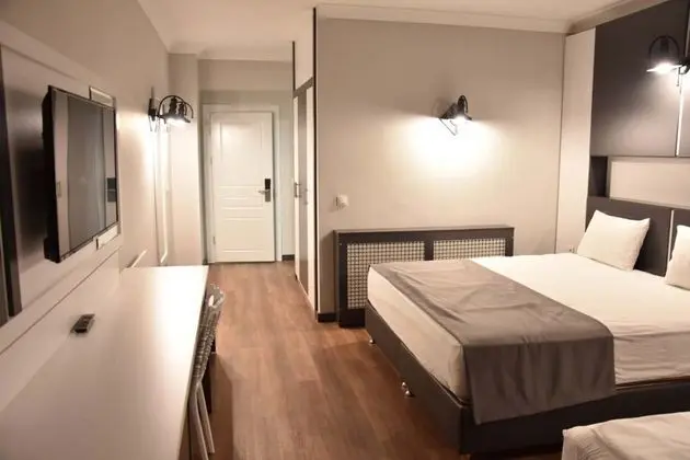 Standart Oda, Şehir veya Dağ Manzaralı, Balkonlu