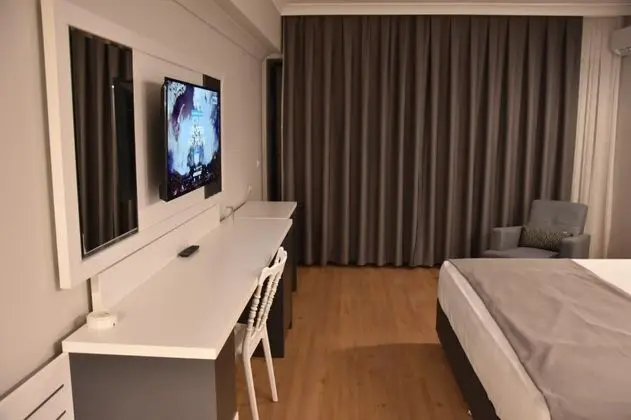 Standart Oda, Şehir veya Dağ Manzaralı, Balkonlu