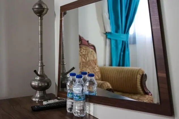 Triple, Şehir Manzaralı