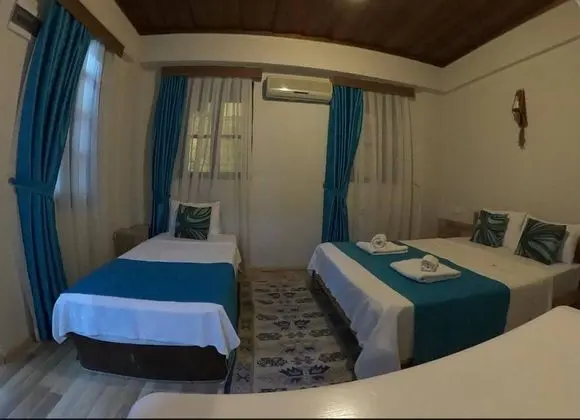 Triple, Şehir Manzaralı