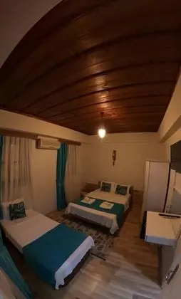 Triple, Şehir Manzaralı