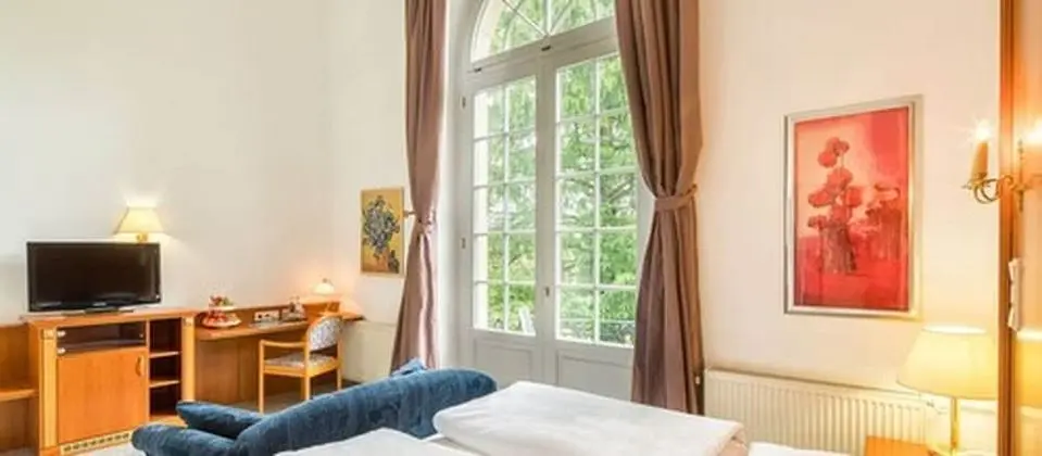 Tek Büyük Yataklı Oda