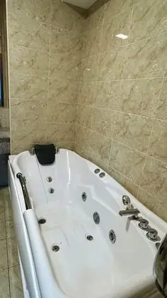 Superior Süit, 1 En Büyük (King) Boy Yatak, Sıcak Su Havuzu, Şehir Manzaralı