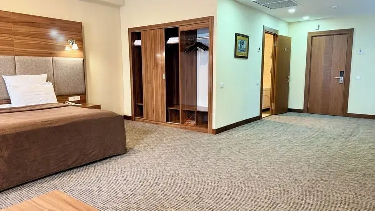 Superior Süit, 1 En Büyük (King) Boy Yatak, Sıcak Su Havuzu, Şehir Manzaralı