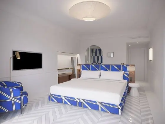 Prestige Room