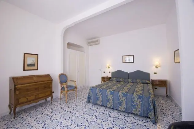 Standard Tek Büyük veya İki Ayrı Yataklı Oda, Balkon, Deniz Manzaralı