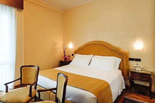 Comfort Tek Büyük veya İki Ayrı Yataklı Oda