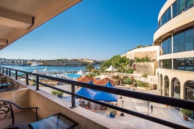 Deluxe Oda, Kısmi Deniz Manzaralı