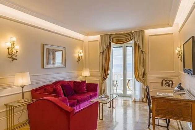 Deluxe Süit, Teras, Deniz Manzaralı