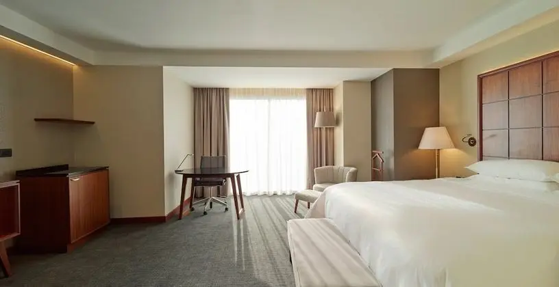 Deluxe Tek Büyük Yataklı Oda, 2 Çift Kişilik Yatak
