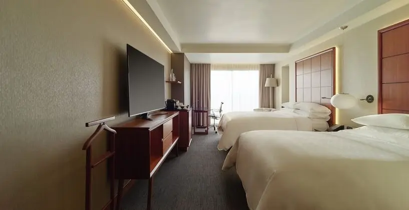 Deluxe Tek Büyük Yataklı Oda, 2 Çift Kişilik Yatak, Park Manzaralı