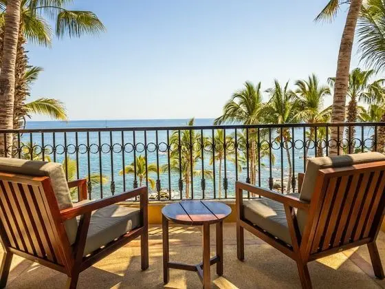 Honeymoon Suite