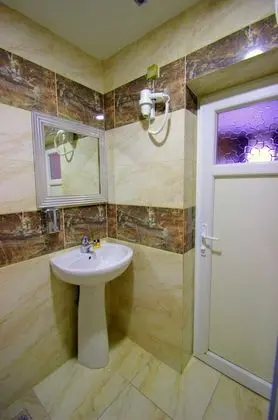 Basic Triple Room, City View