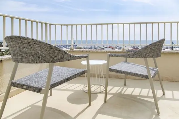 Junior Süit, Deniz Manzaralı