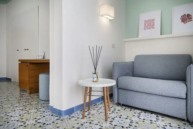 Junior Süit, Kısmi Deniz Manzaralı