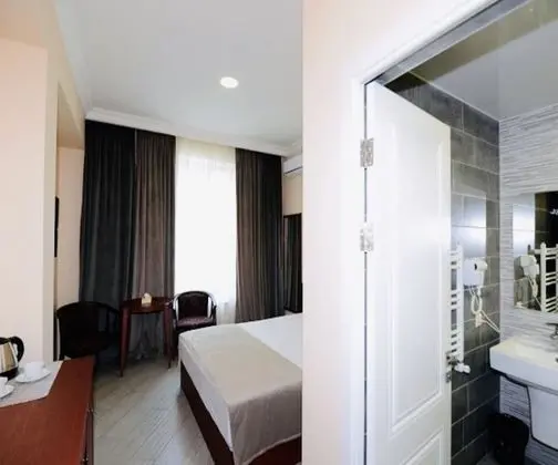 Standard Üç Kişilik Oda