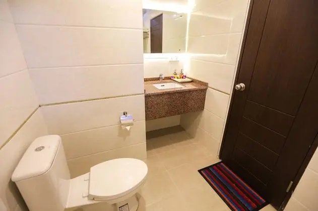 Deluxe Tek Büyük veya İki Ayrı Yataklı Oda