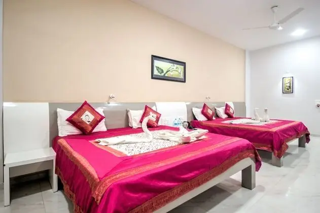 Grand Superior Room